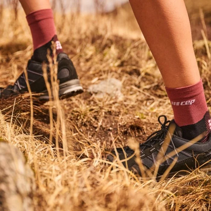 CEP Dame Strømper Light Merino Hiking Socks Mid-Cut Rød