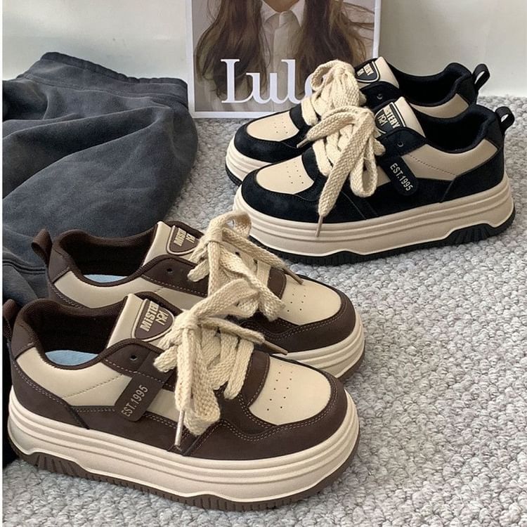 Asterisk - Platformsneakers met tweekleurige letters