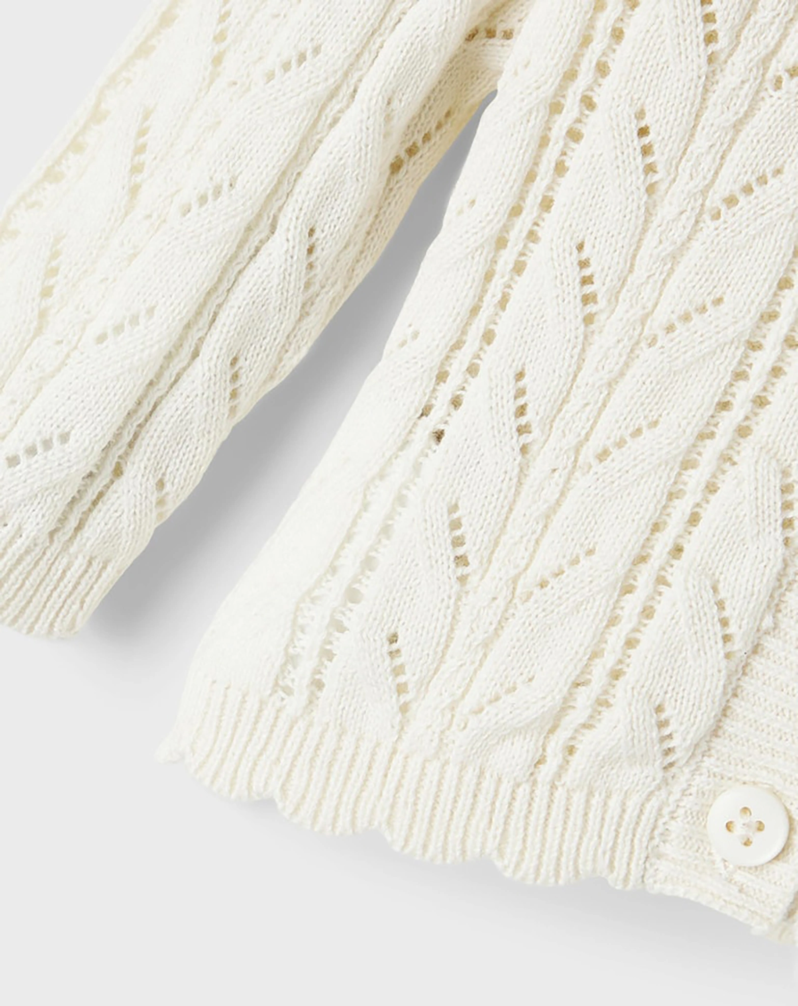 Strickjacke NBFNOSELINE in jet stream