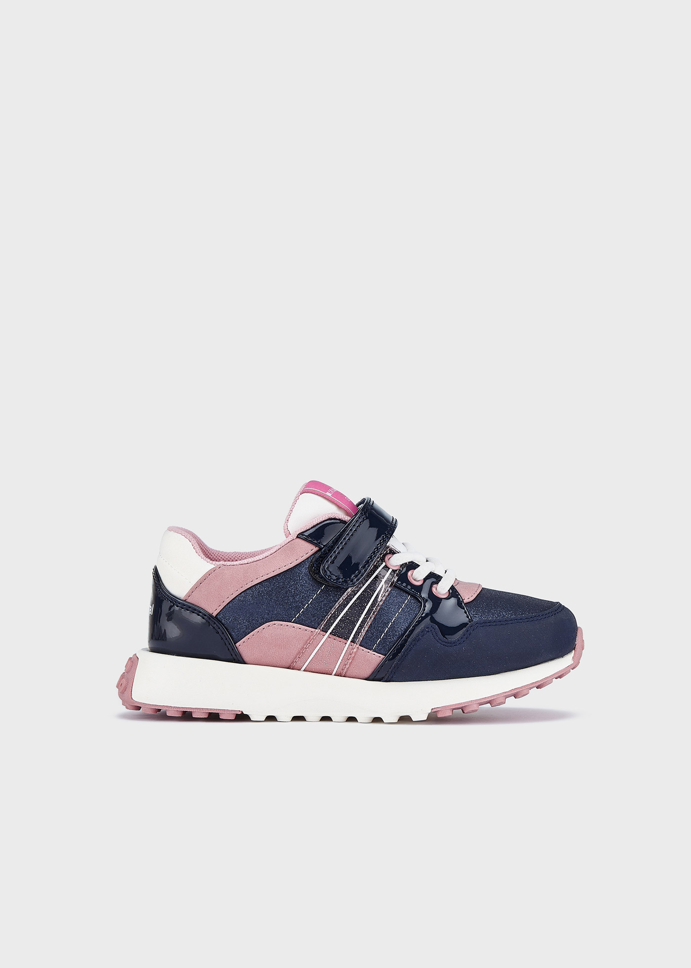 Tênis esportivos multicoloridos para meninas