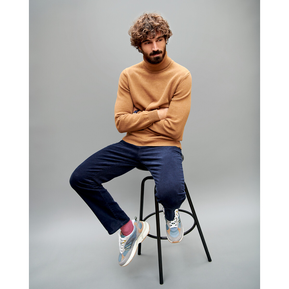 COLEÇÃO LA REDOUTE<br>Calças chino em veludo, corte regular