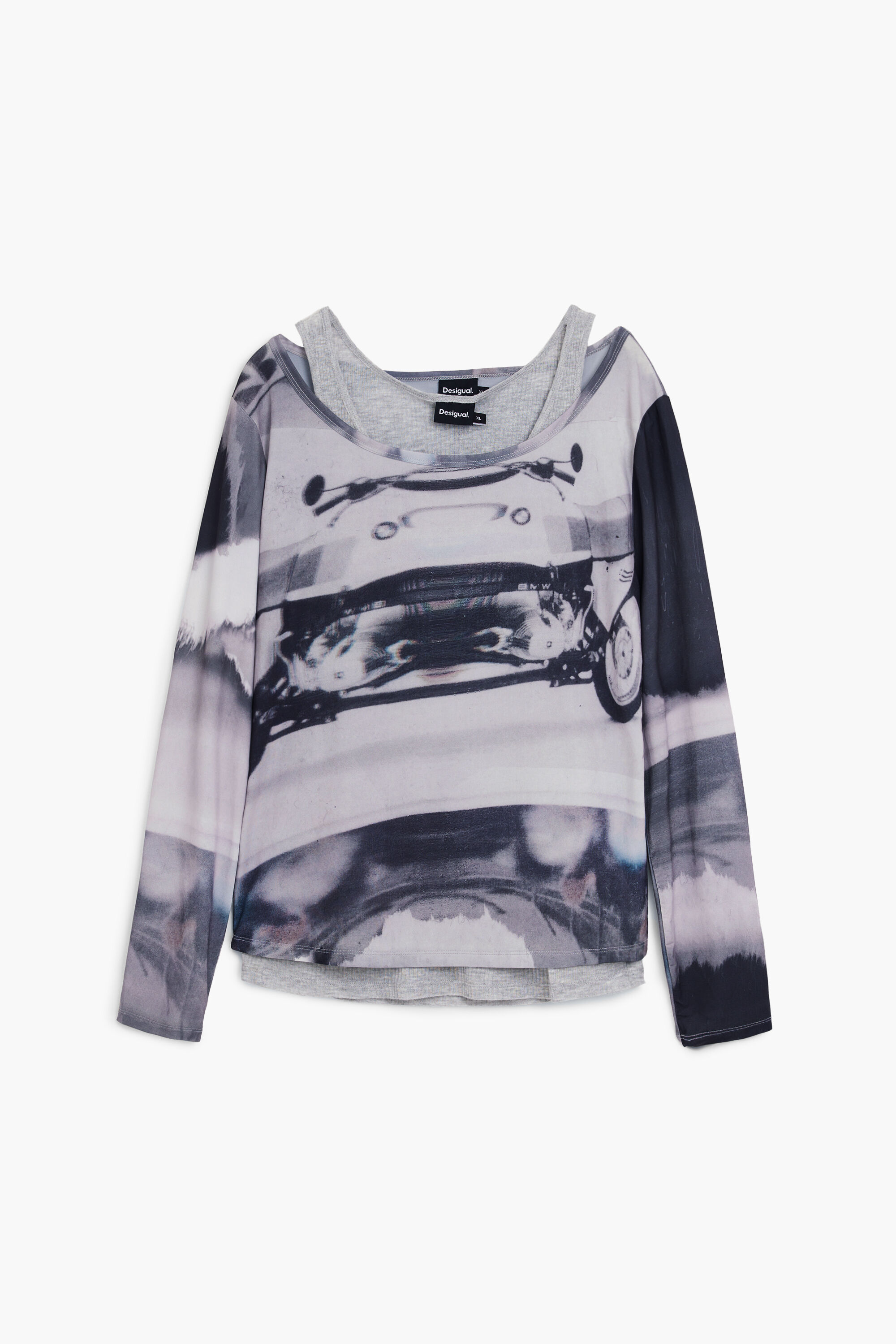 Camiseta com estampa de carro