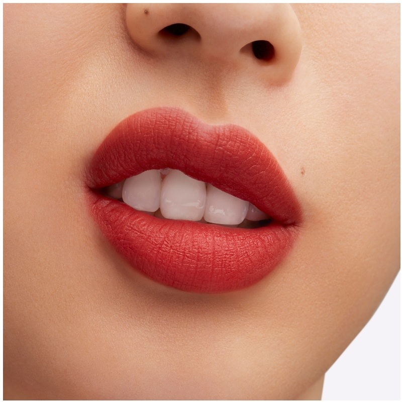 MAC Powder Kiss Liquid Lipcolor 3 gr. - Rythm 'N' Roses