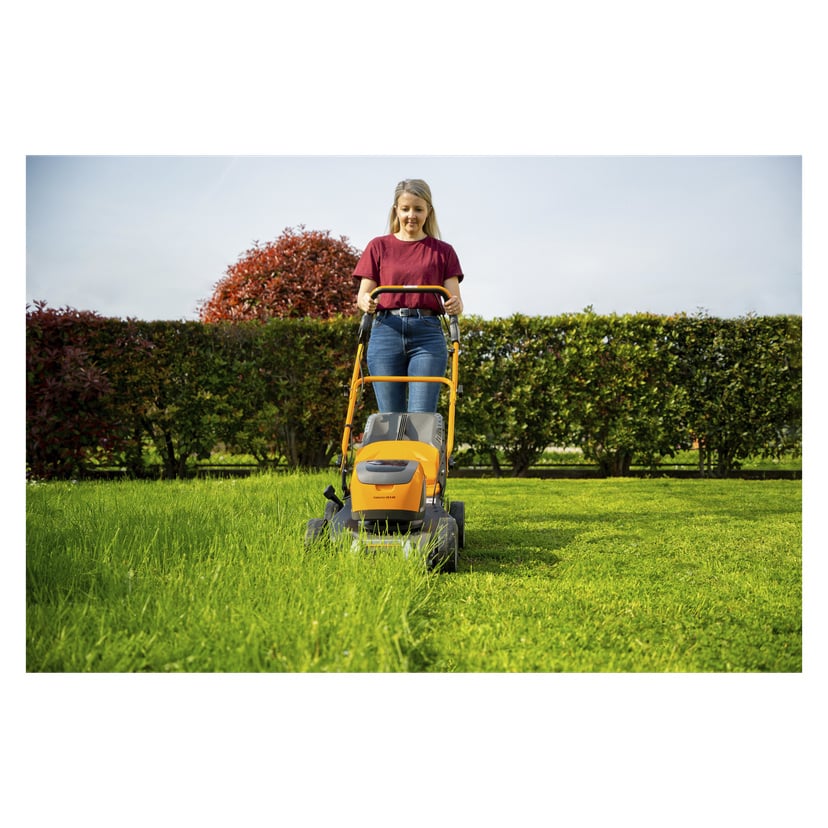 Batteridrevet selvgående gressklipper 48 V 5,0 Ah 46 cm