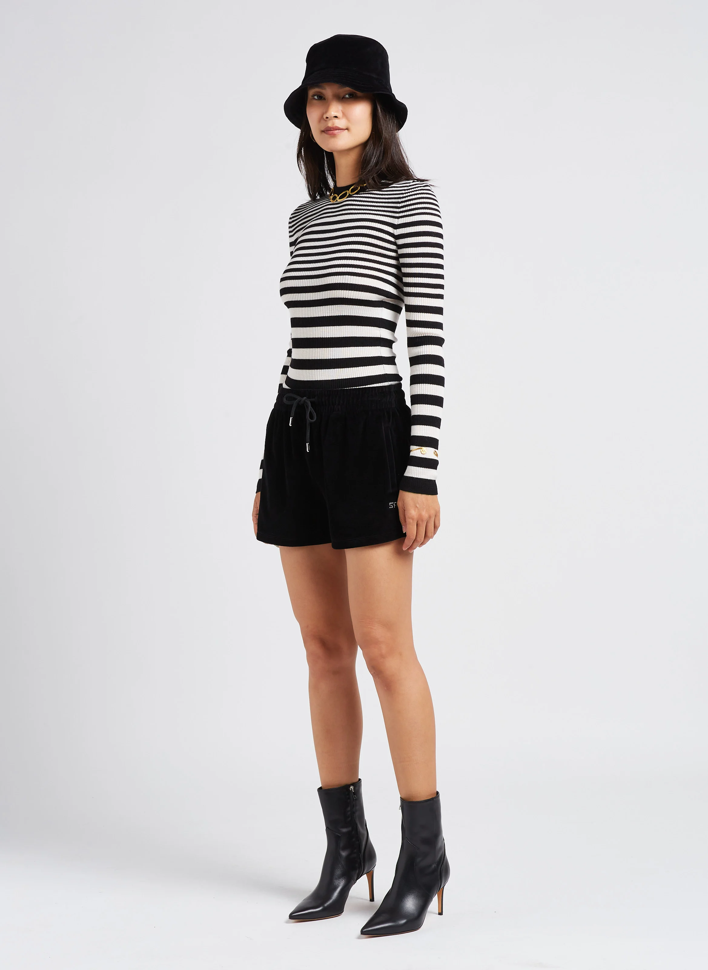 Short droit en velours et coton mélangé| Noir