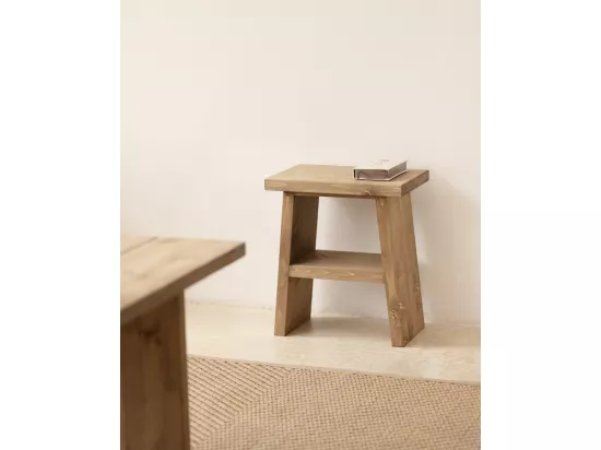 Table d'appoint en bois de pin vieilli 39x45cm - FRIDA - DECOWOOD