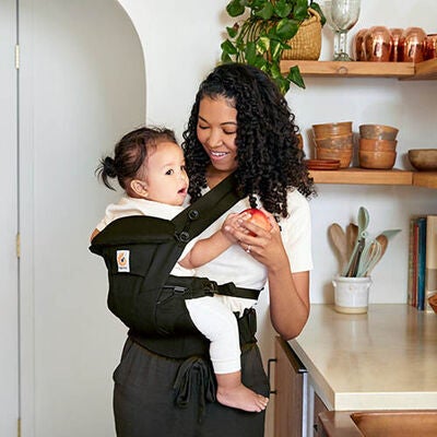 Ergobaby Omni Dream Bæresele, Onyx Black