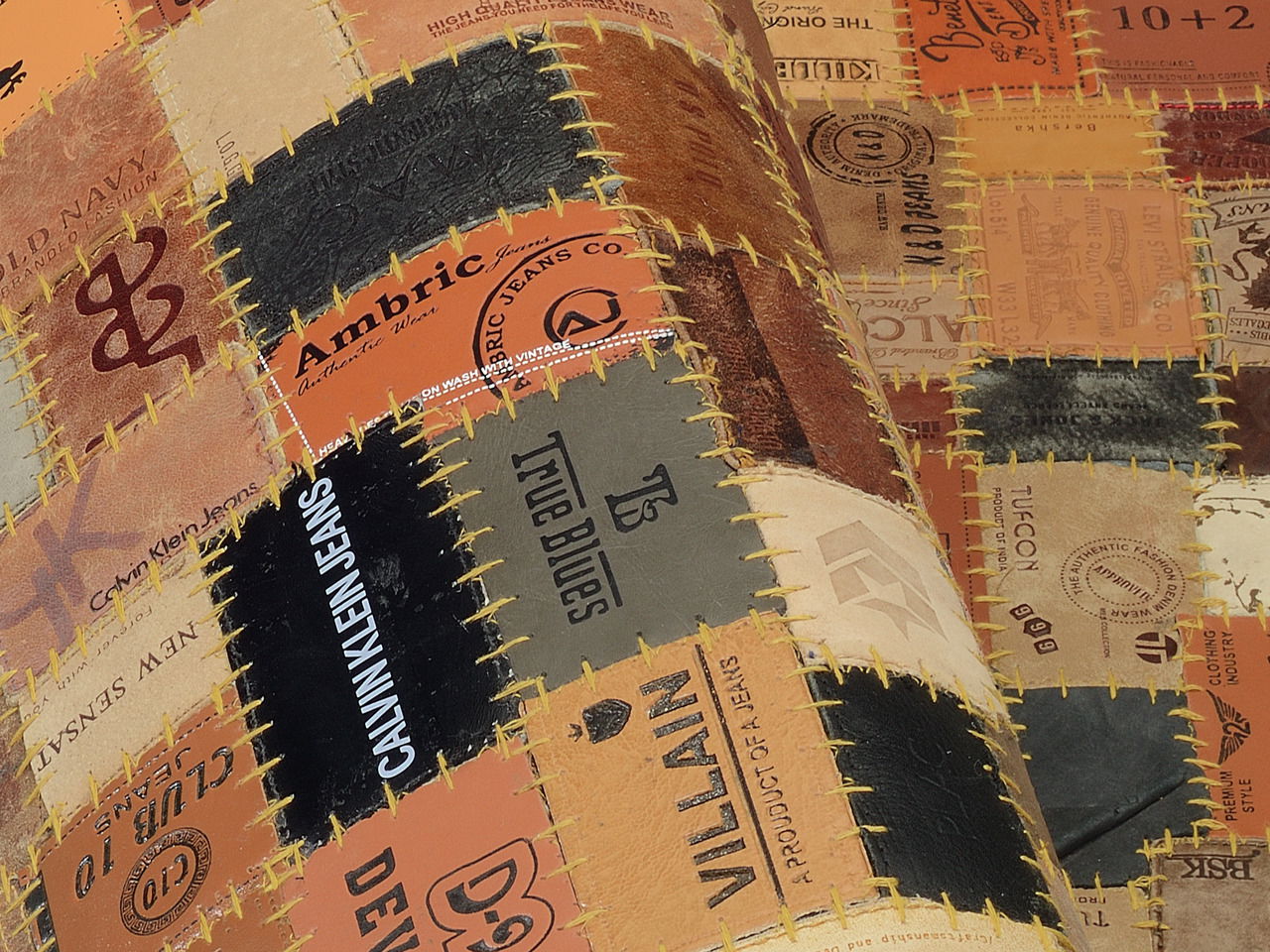 OCI Lederteppich LABELTEPPICH