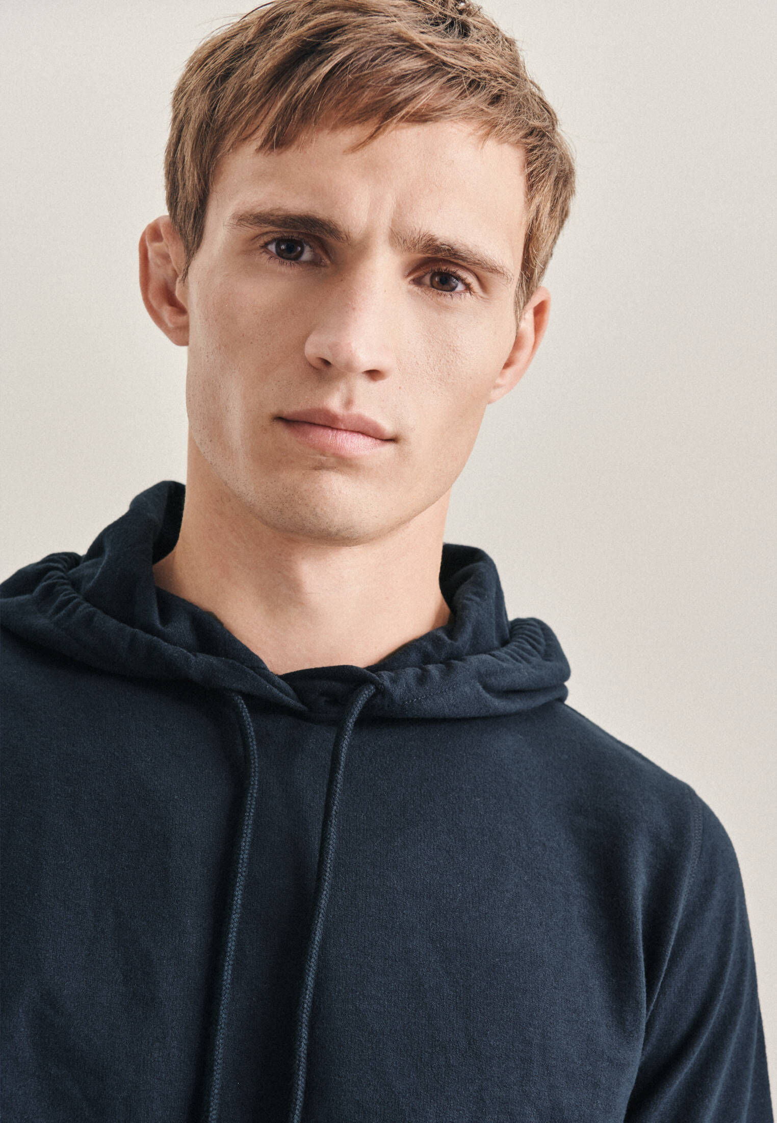 Seidensticker| Herren Hoodie Schwarze Rose
