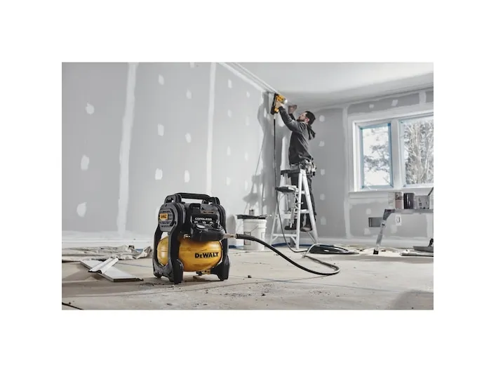 DEWALT DCC1018N-XJ Batterikompressor 9,6 bar #####Uden batteri - SOLO