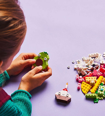 LEGO® Classic+ - Kreativer Snack Bauspaß 11039 - 150 Teile
