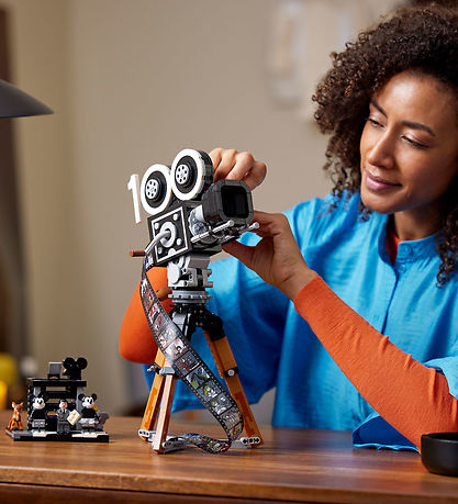 LEGO? Disney - Walt Disney-kamera 43230 - 810 Dele