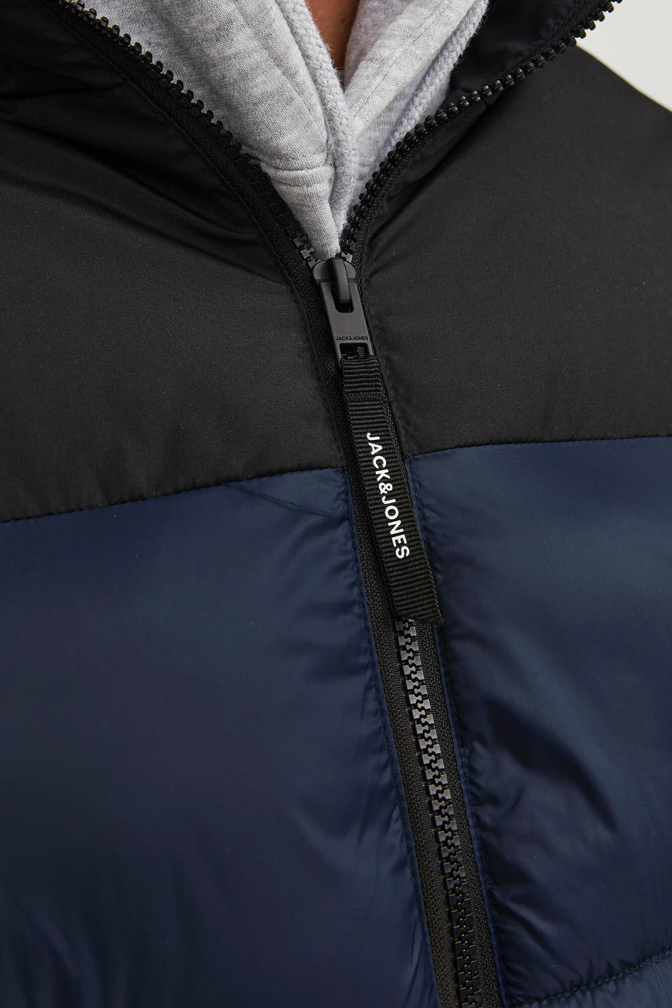 Jaqueta puffer color block