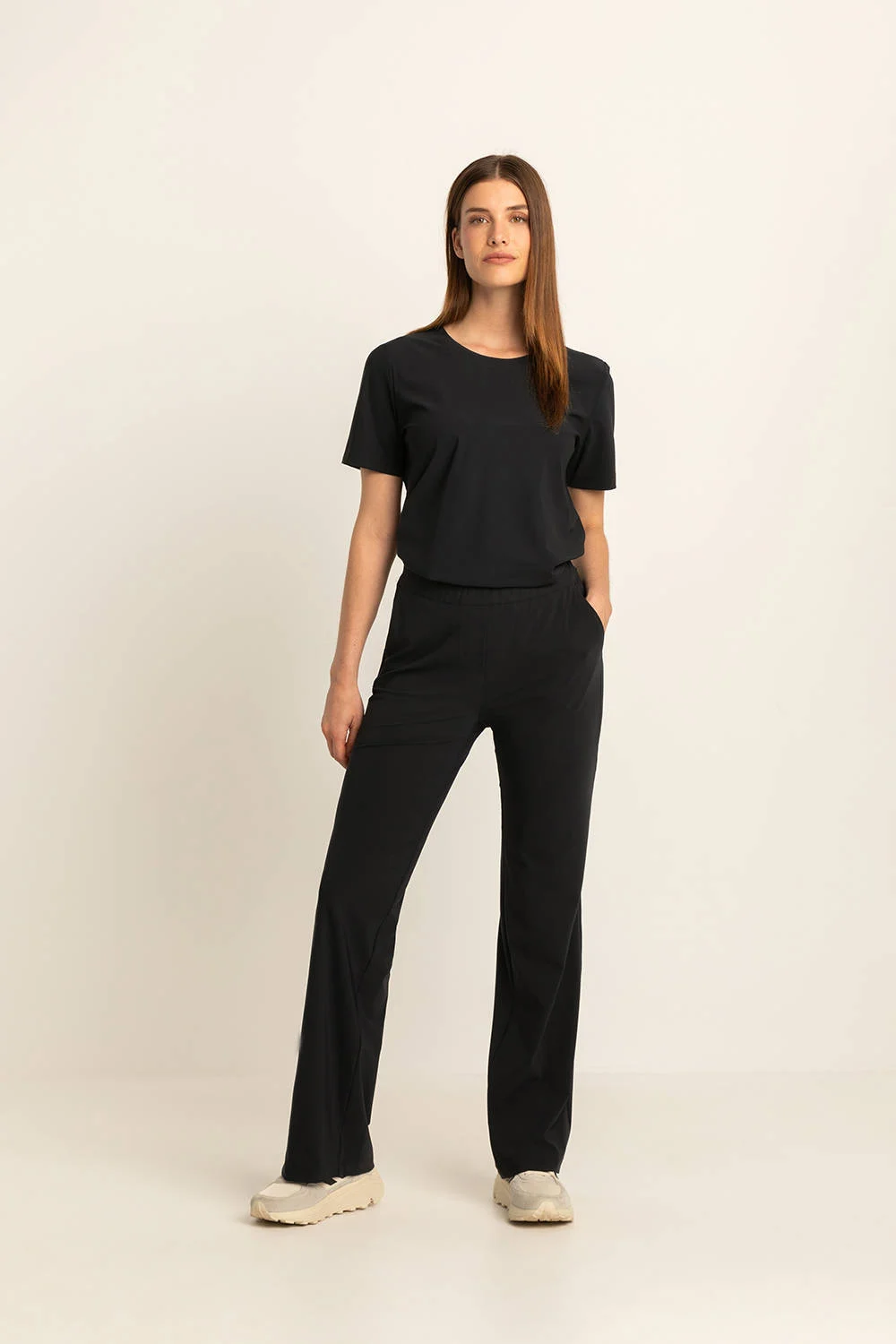 Expresso high waist flared broek van travelstof zwart