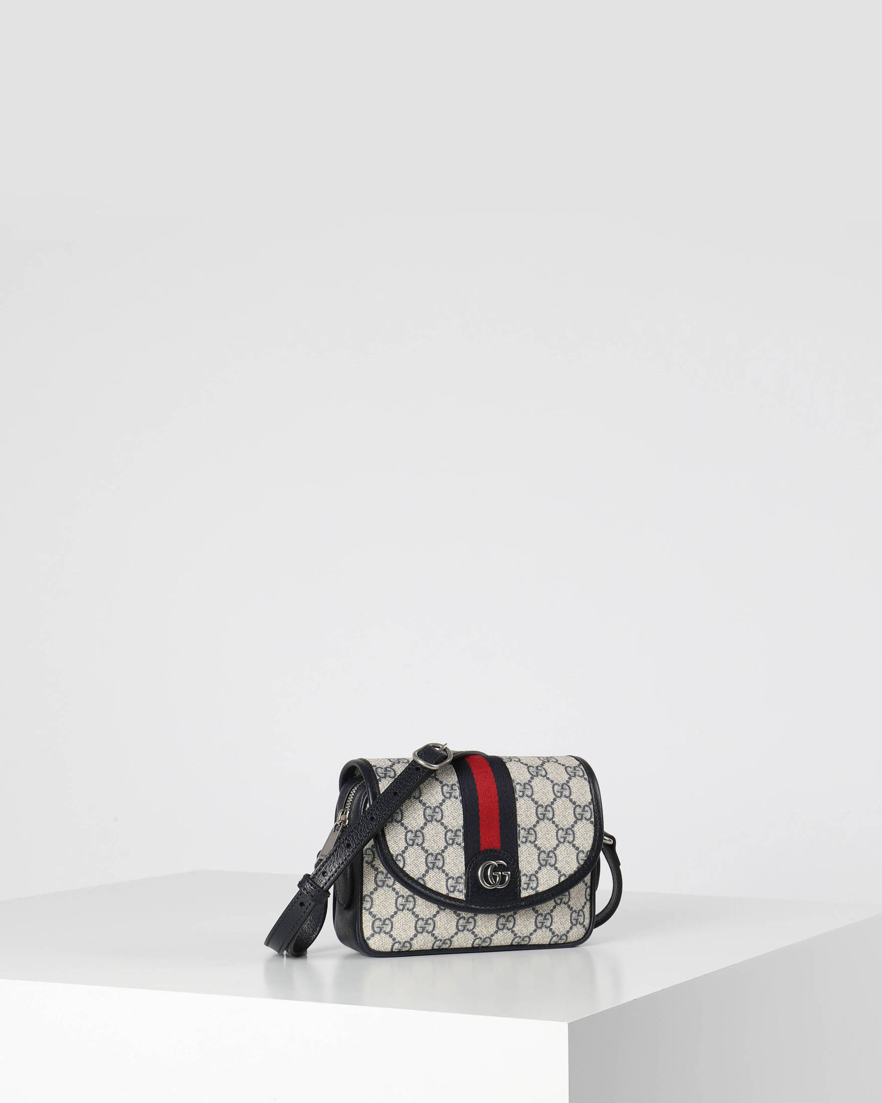 Gucci| Damen Umhängetasche OPHIDIA GG SUPREME MINI