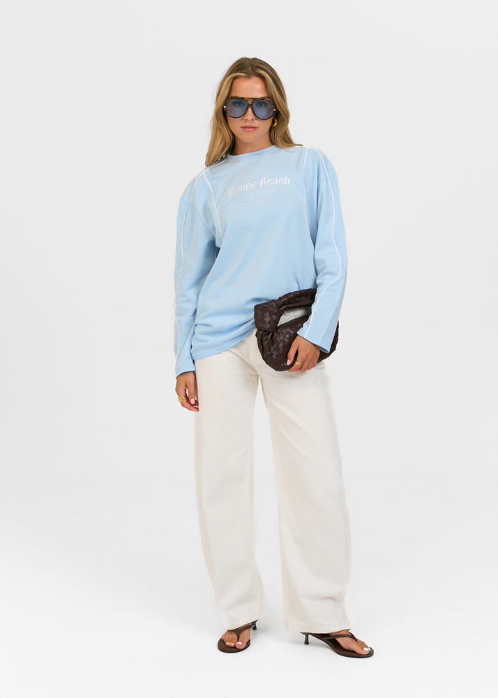 Venice longsleeve lichtblauw