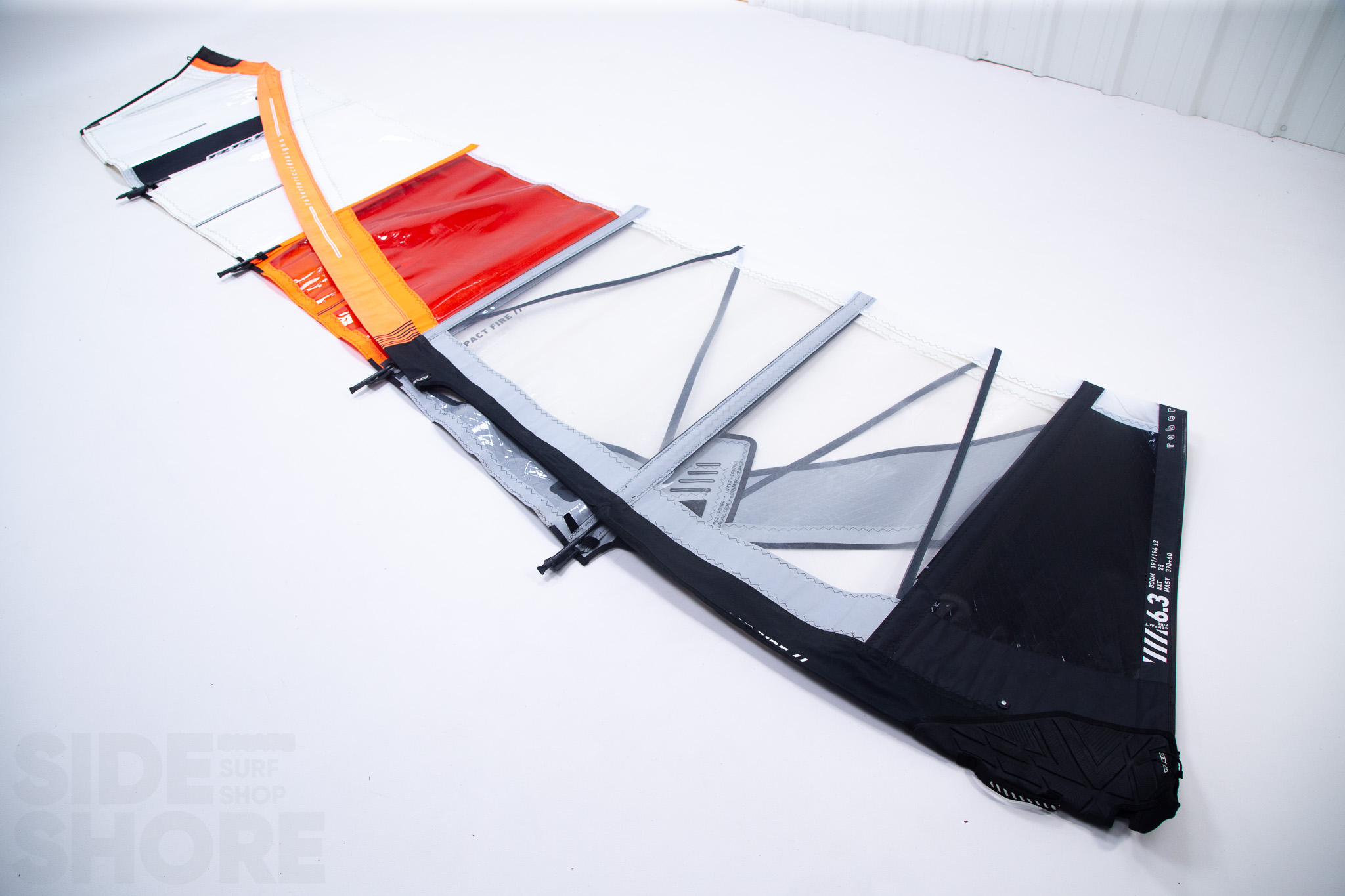 RRD Compact Fire - Y25 - 6'3 m² #47 6.3 m²