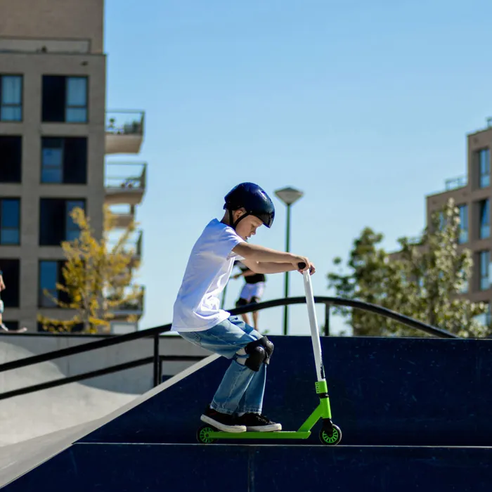Black Dragon Stunt Scooter