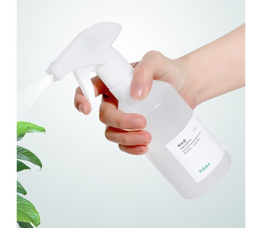 Caraboomie - Plastic tuinspuitfles (verschillende ontwerpen)