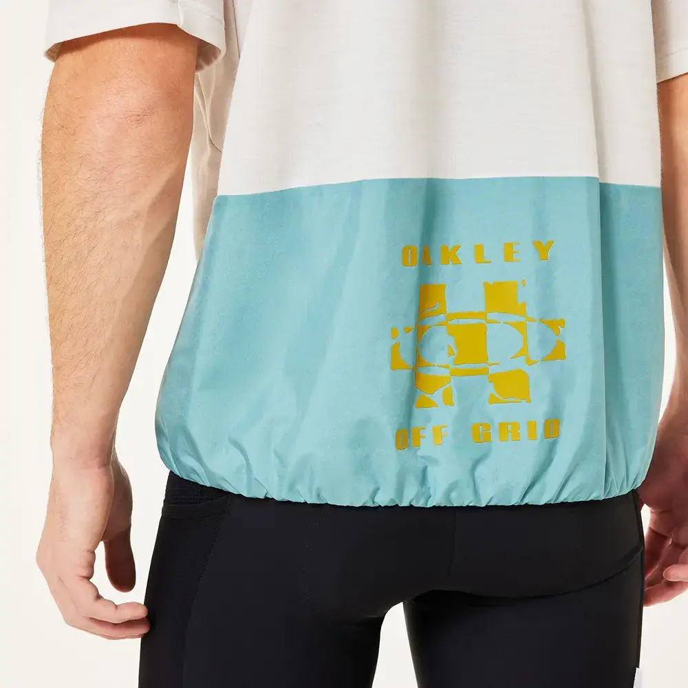 Oakley Off Grid Tech Gravel Fietsshirt Korte Mouwen Lichtblauw/Grijs Heren