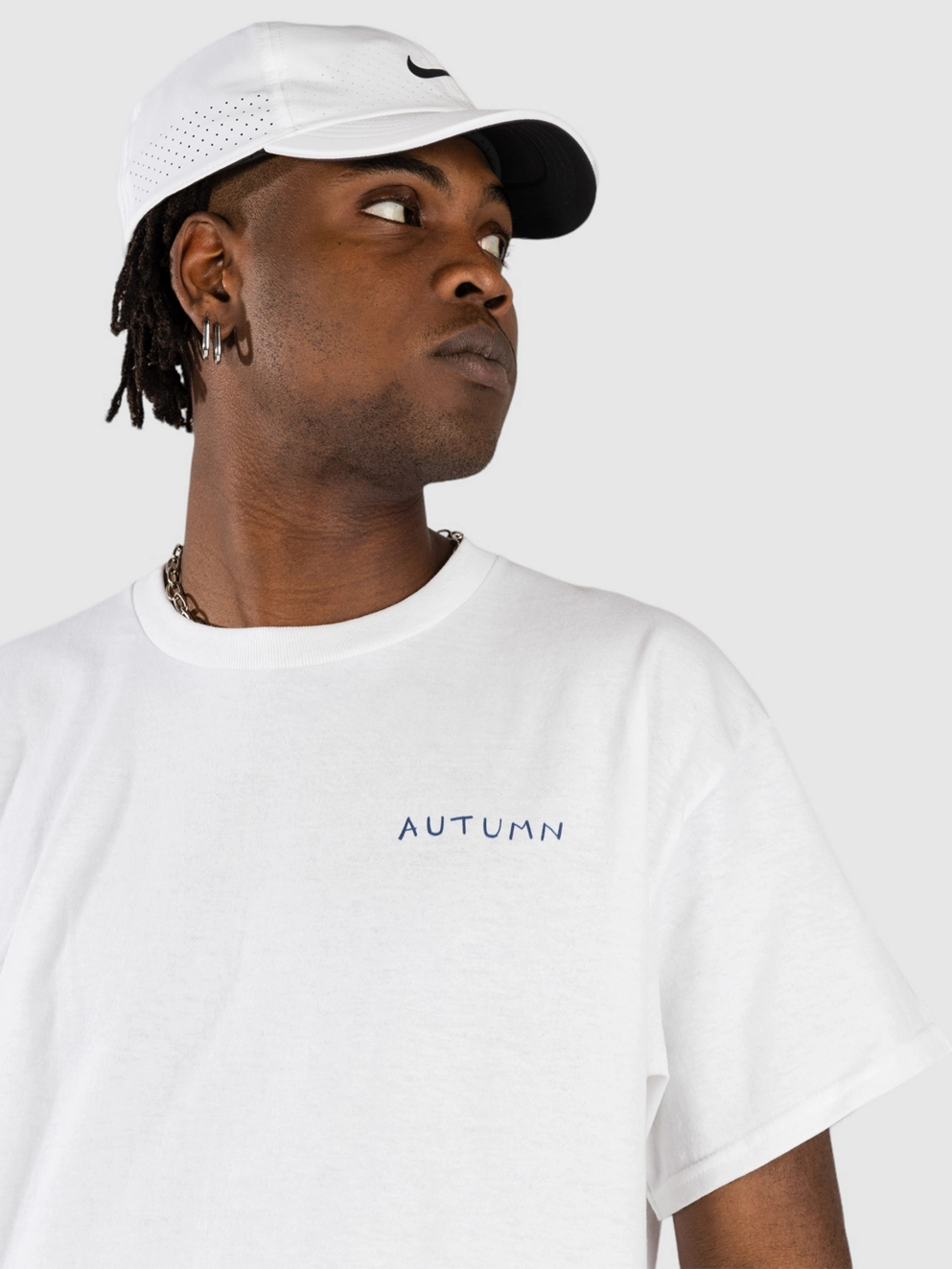 Autumn Headwear Skateboard Man T-Shirt white