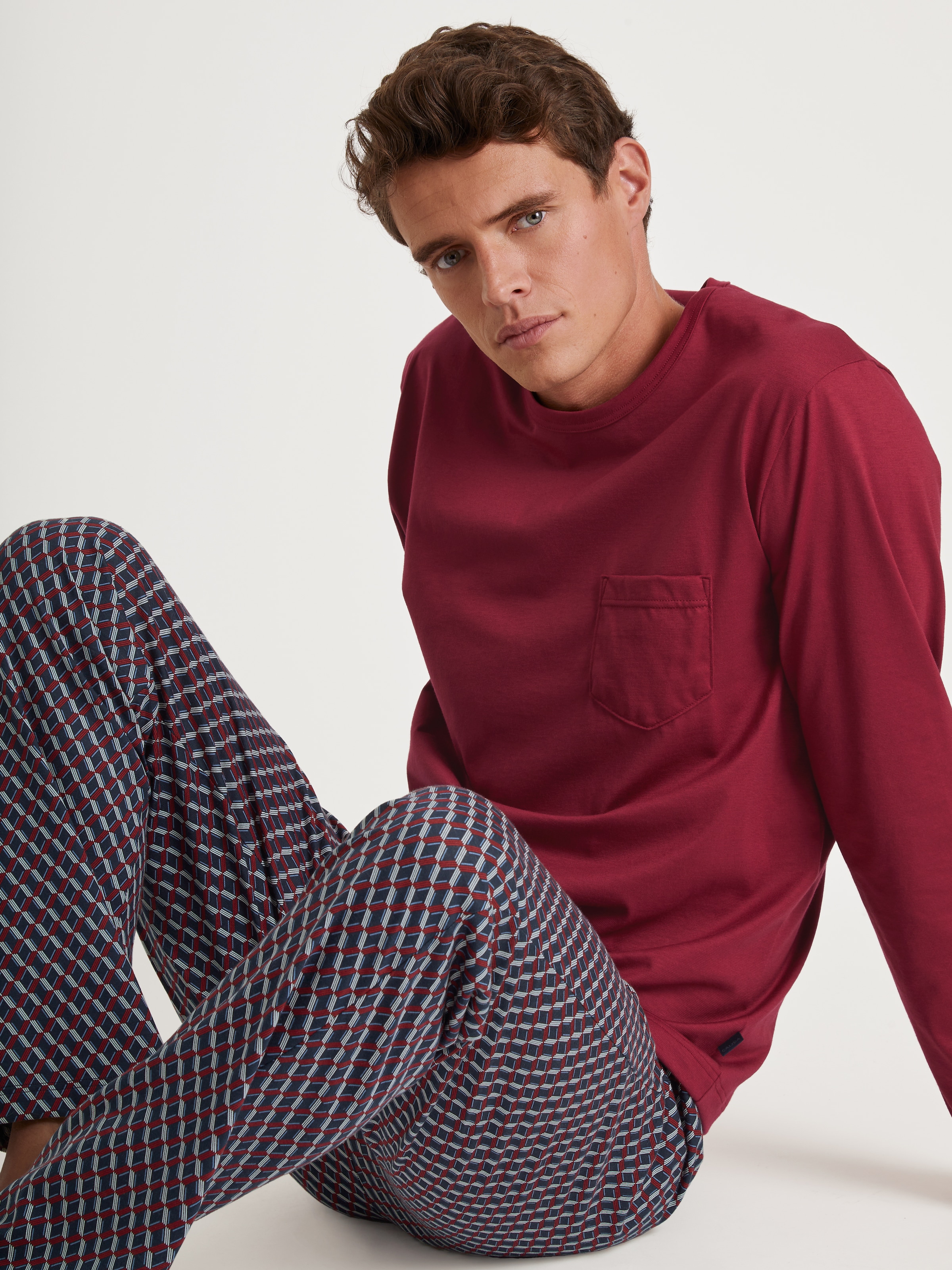 CALIDA Pyjama »Relax Imprint« 2 Stk. tlg., mit aufgesetzter Brusttasche