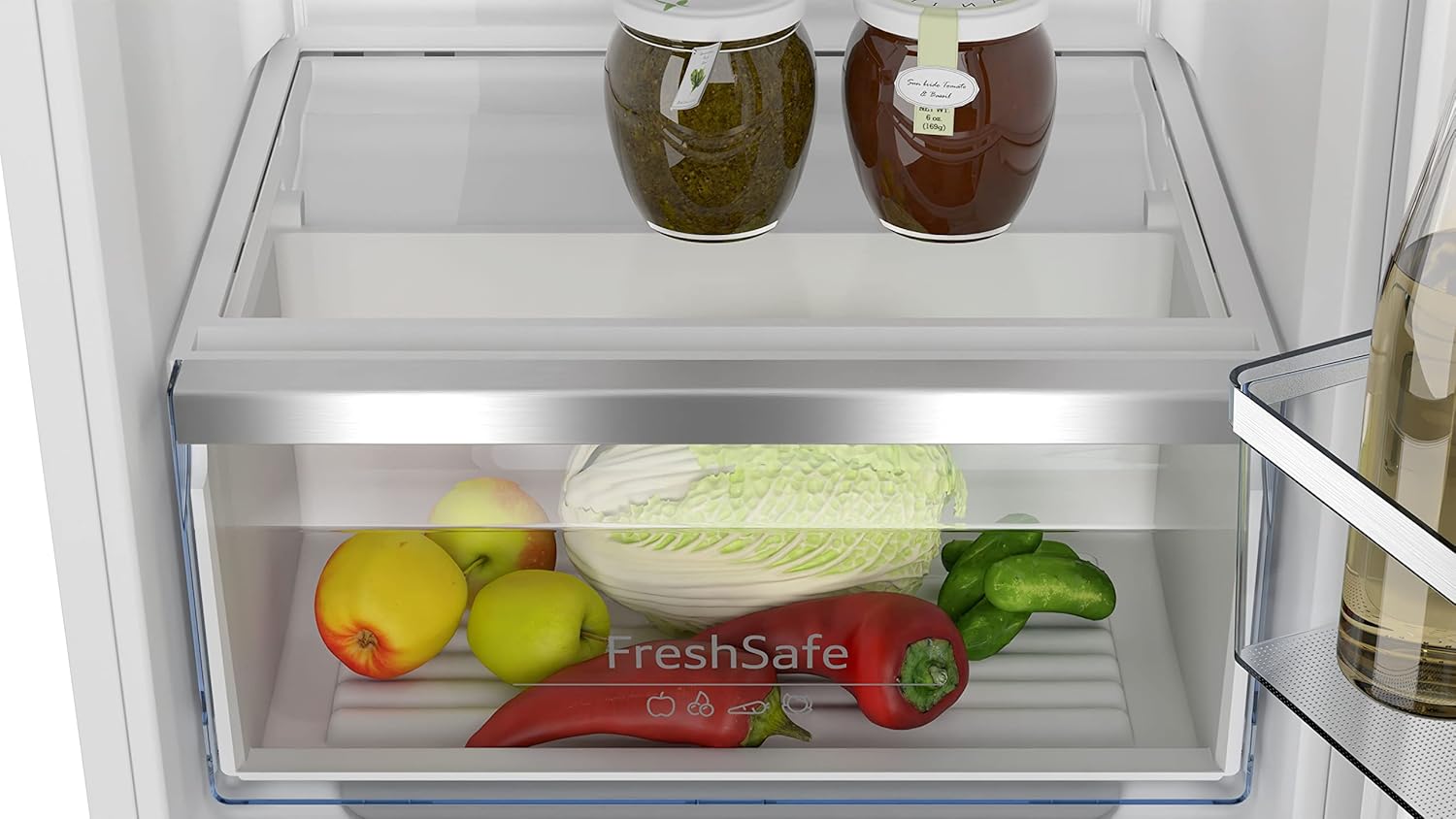 NEFF KI2422FE0, N 50, Einbaukühlschrank 122,5x56 cm, Made in Germany, Kühlen 172l, Gefrieren 15l, 35dB, LED Beleuchtung, Sicherheitsglas, Flachscharnier, Fresh Safe