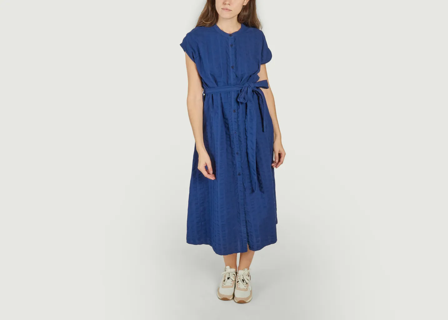 Robe Gretel Thinking Mu