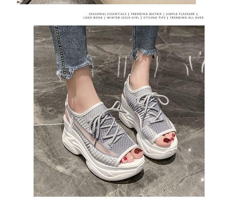 FRAISO - Peep-Toe Sneakers met Uitsparing en Platform