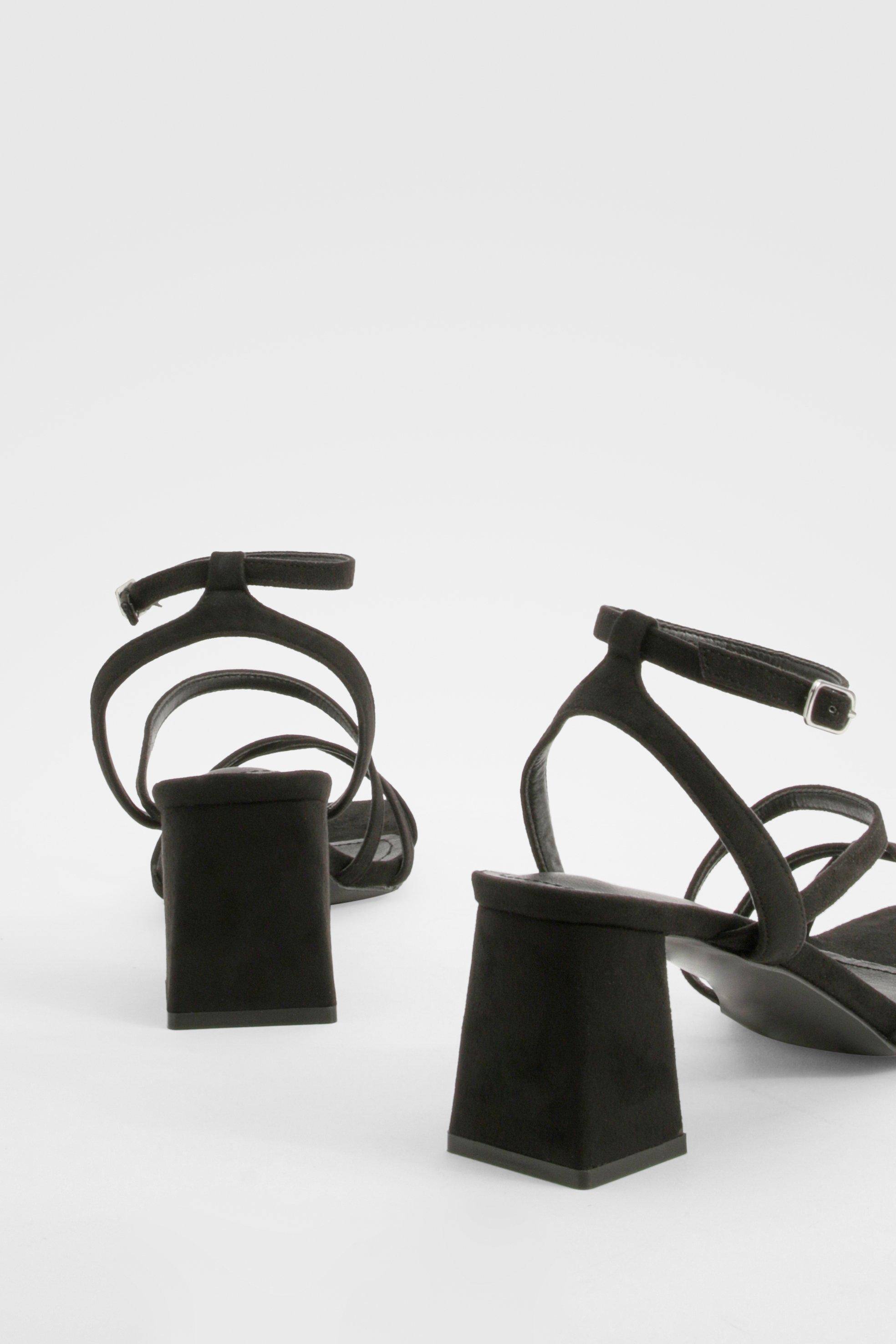 boohoo Escarpins À Talons Bloc Bas Et Brides Asymétriques