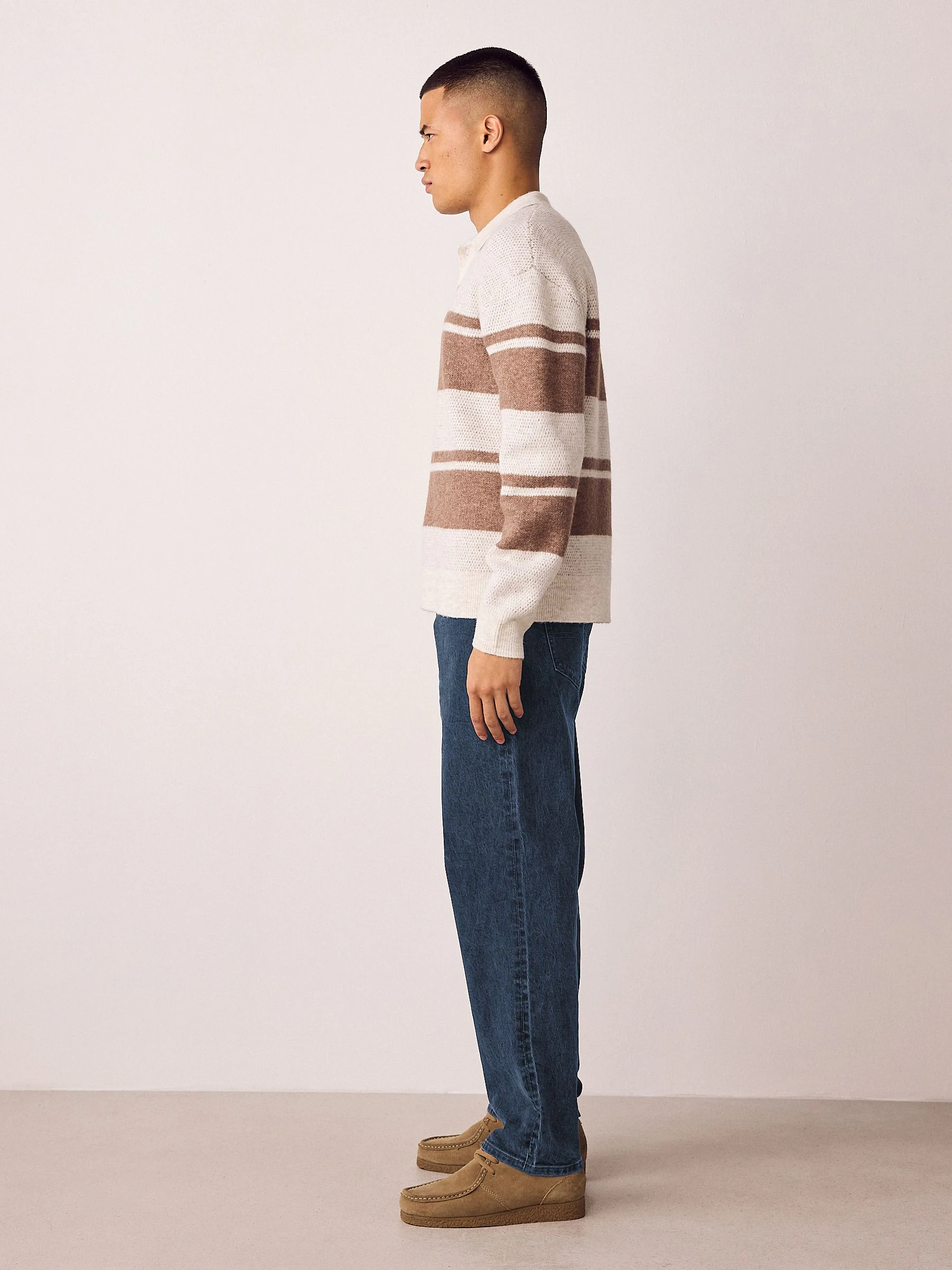 Mediumblauw getint - Relaxte uitlopende pasvorm - Vintage wash denim jeans