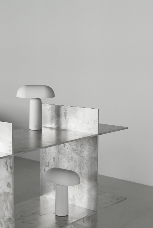 Normann Copenhagen Porta tafellamp LED oplaadbaar wit