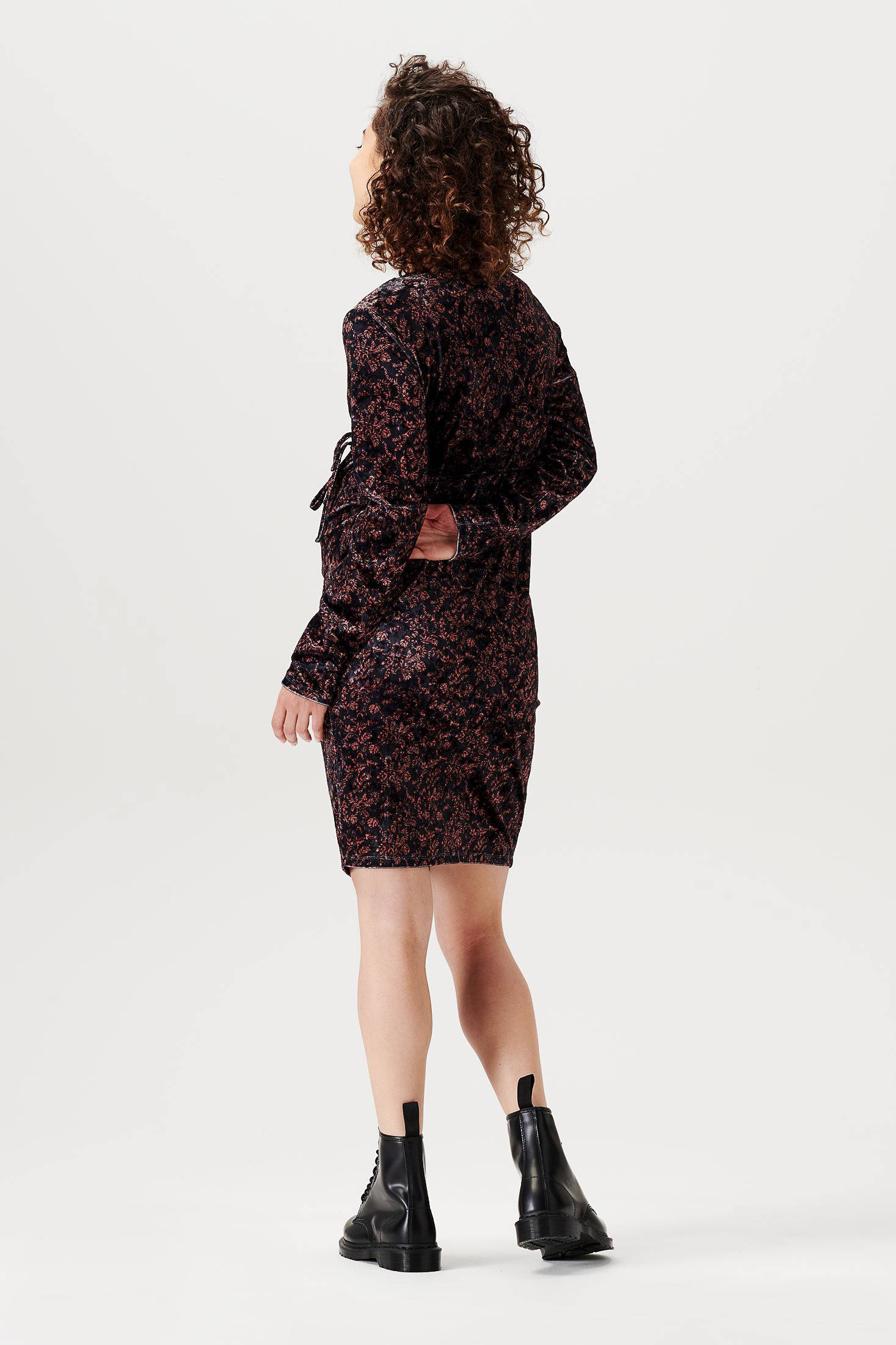 Supermom zwangerschapsjurk Chelsea met paisleyprint zwart