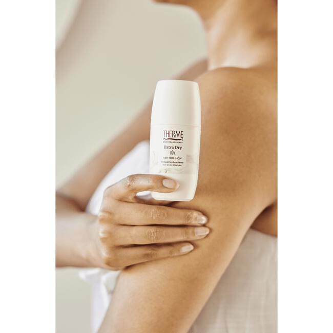 Therme Zen White Lotus Anti-Transpirant Extra Dry Deodorant Roll-On 60 ML