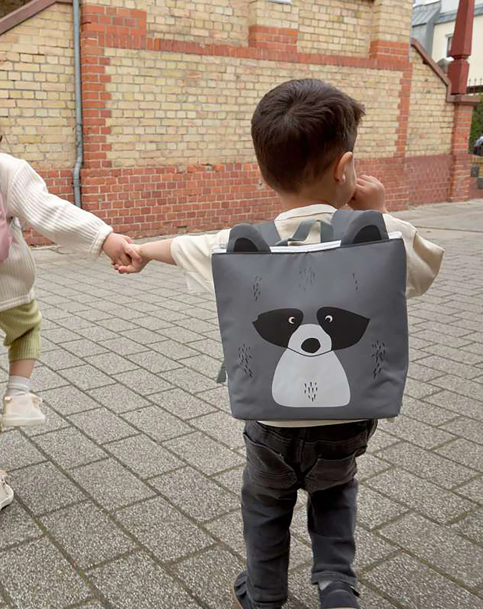 Kinderrucksack COOLER – RACOON (28x11x29) in grau