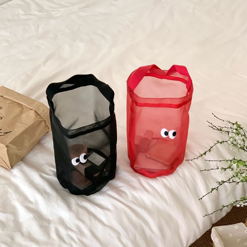 TangTangBags - Mesh Bucket Bag met oogborduursel