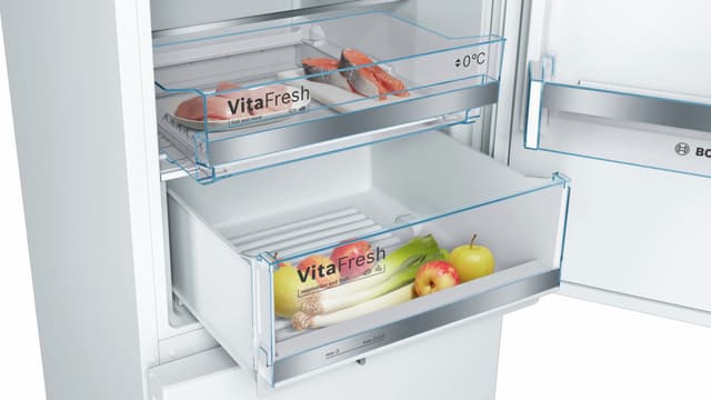 Bosch kølefryseskab KGE39AWCA (hvid)