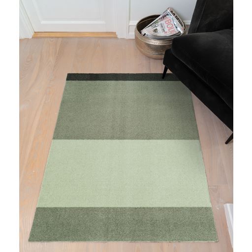 Tica Copenhagen Stripe Horisontal Gulvtæppe, Grøn/Støvet/Mørk Grøn, 67x120 cm