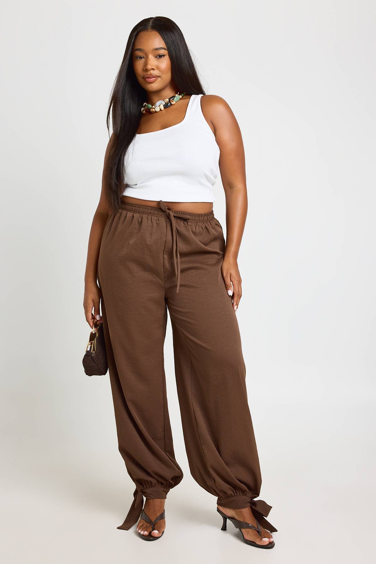 boohoo Pantalon Ballon Avec Détail De Lien À Nouer