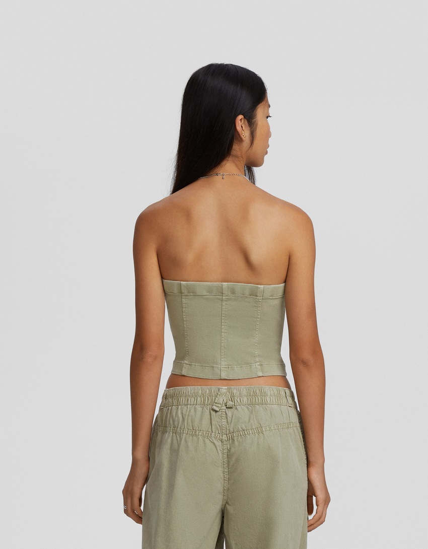 Top bandeau em sarja desbotada com botões