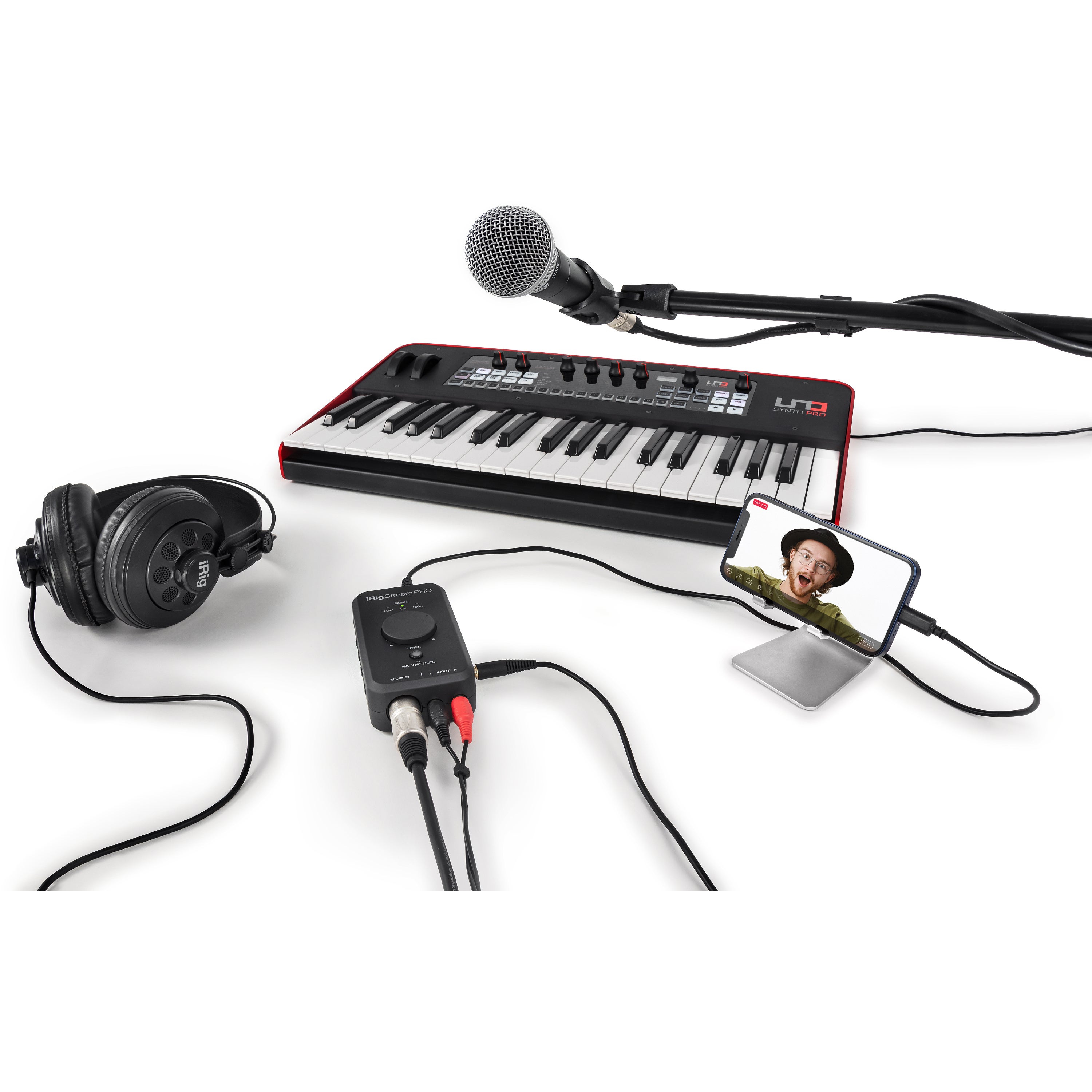IK Multimedia iRig Stream Pro 4-in, 2-out streaming interface
