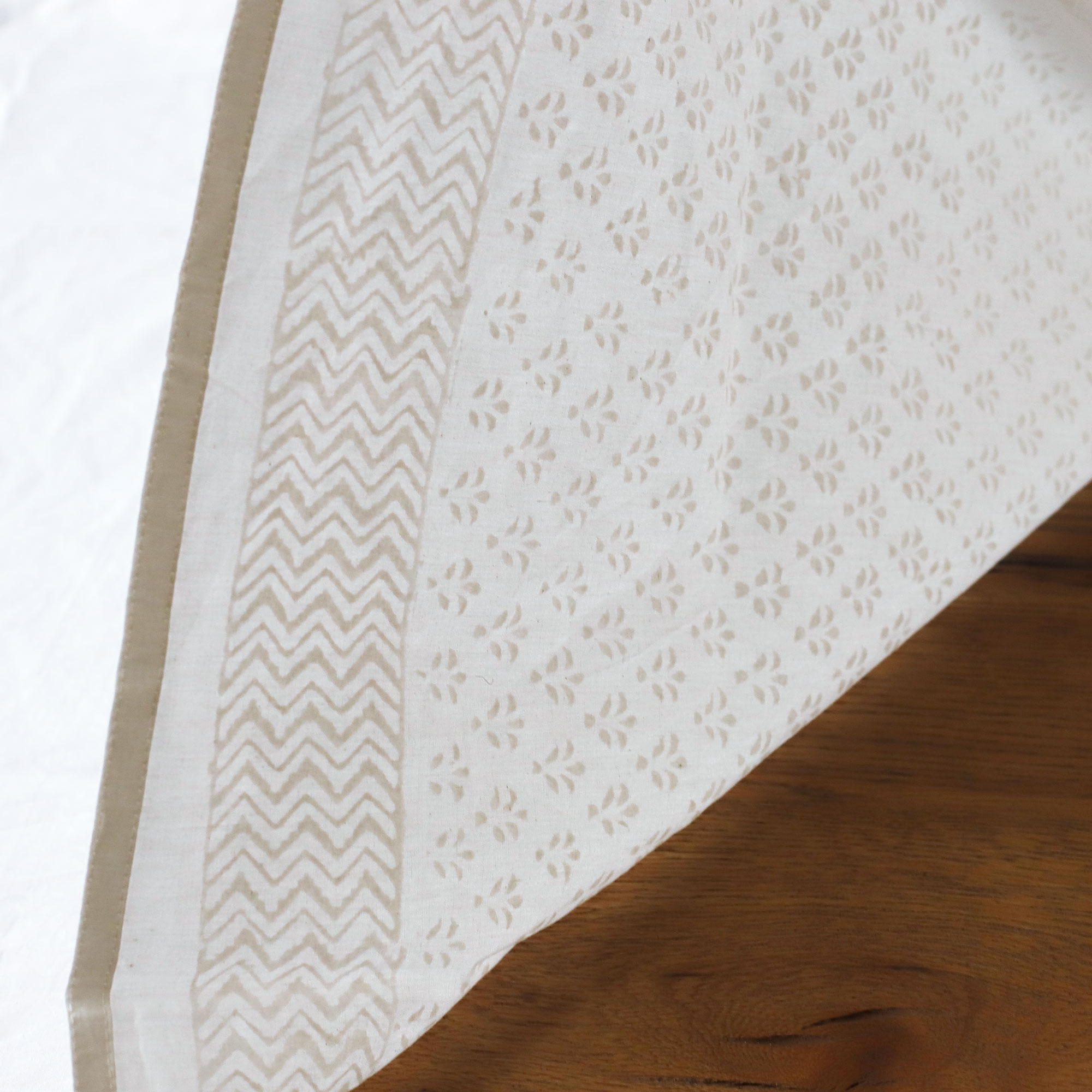 Tischdecke aus Baumwolle, weiß, B 220 cm, L 150 cm von fischer's lagerhaus