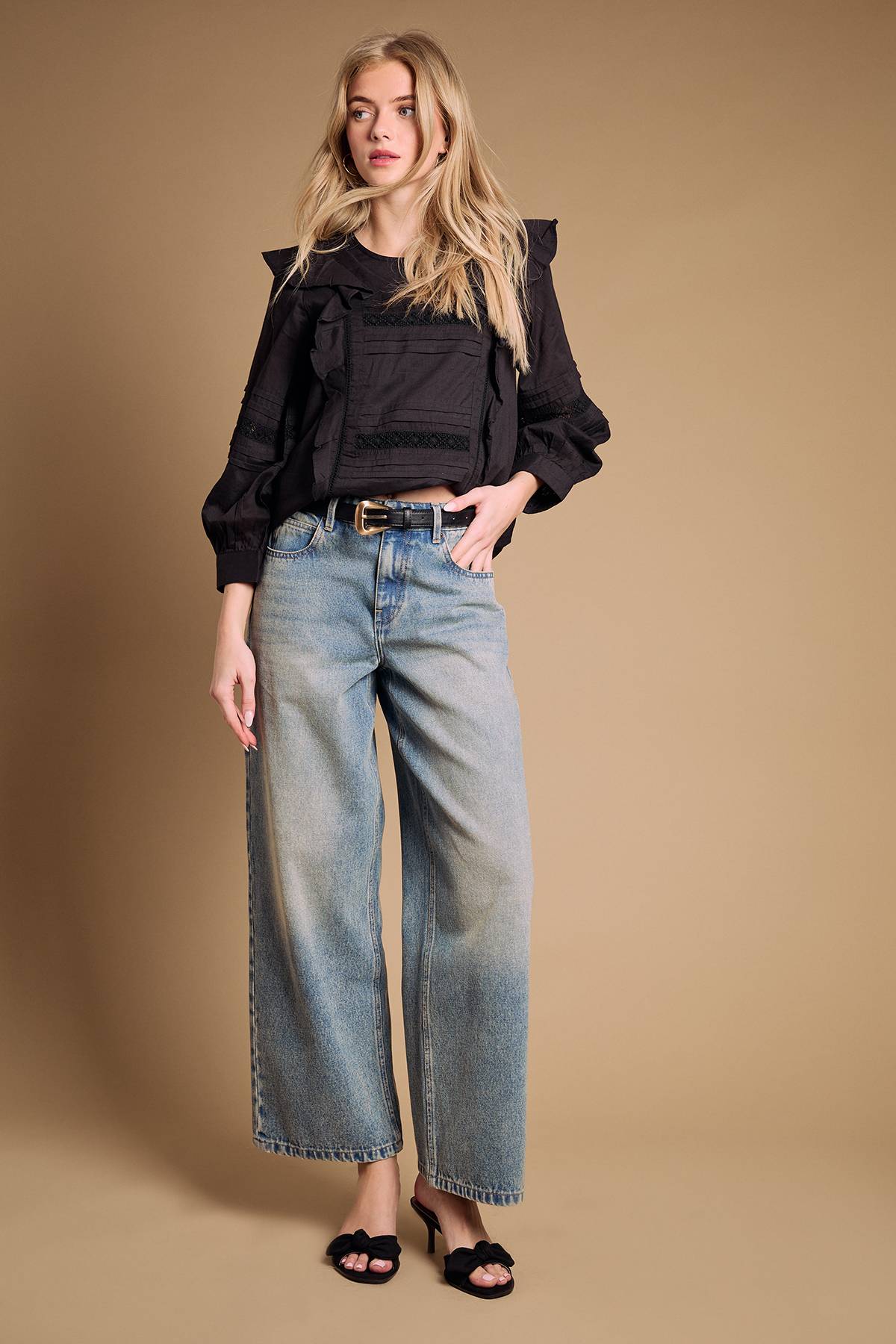 Oasis Mules Jenny à Talon Chaton en Synthétique avec Détail Nœud