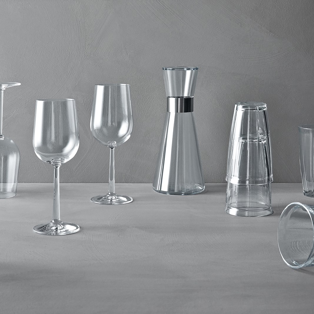 Grand Cru karaffel Klart glass med sølv detalje. 1 liter.
