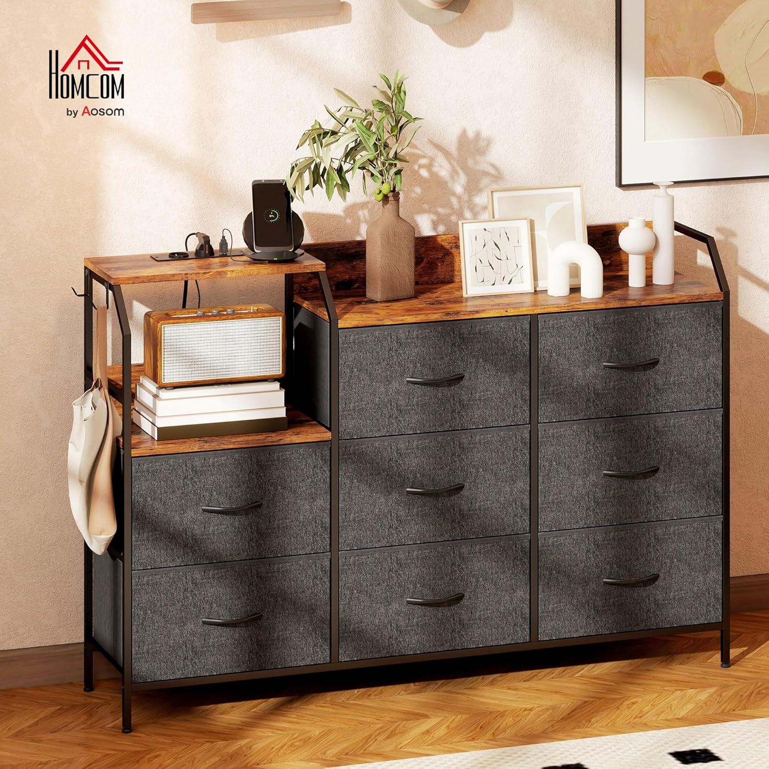 HOMCOM Kommode Schrank mit 8 Schubladen aus Vliesstoff Aufbewahrungsschrank mit Ladestation Haken Stahlrahmen Schubladenschrank für Schlafzimmer, Wohnzimmer, Rustikal-Braun+Schwarz