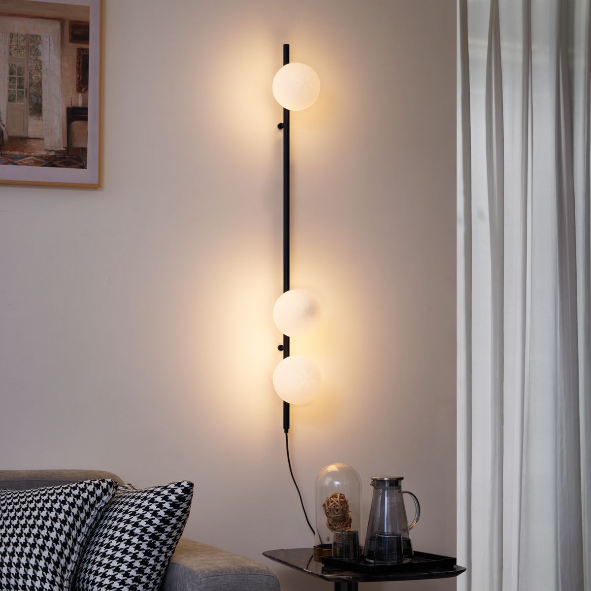 Design wandlamp zwart met mat glas 3-lichts - Vertical