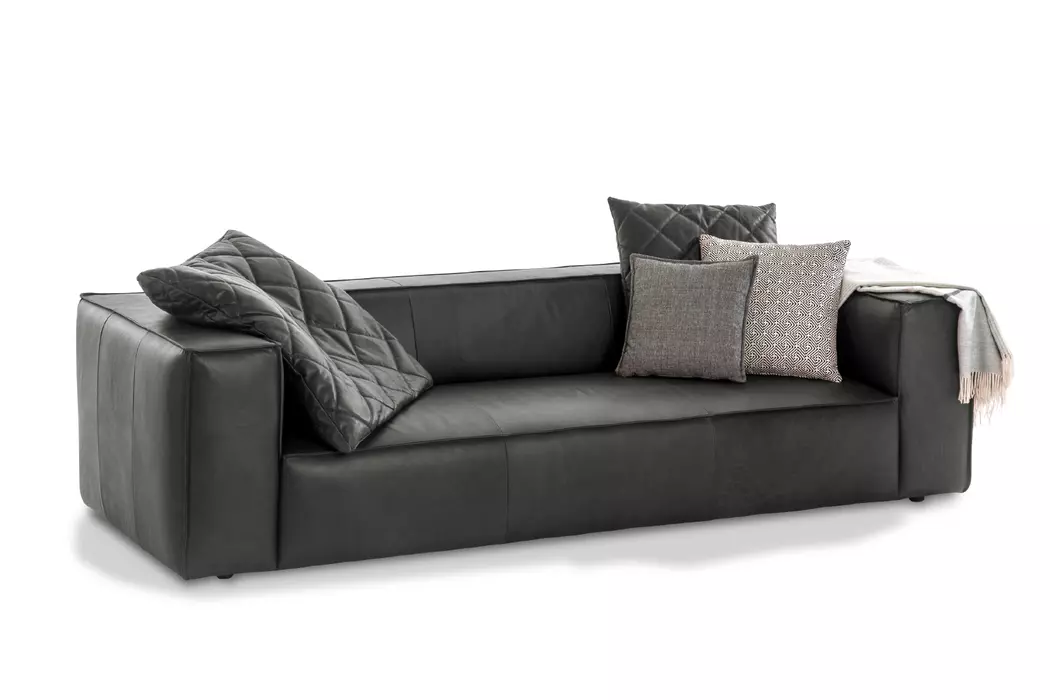 Sofa 18050 around-the-block