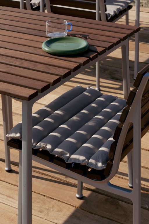 Hay Quilted zitkussen Beige Sand voor Traverse tuinstoel