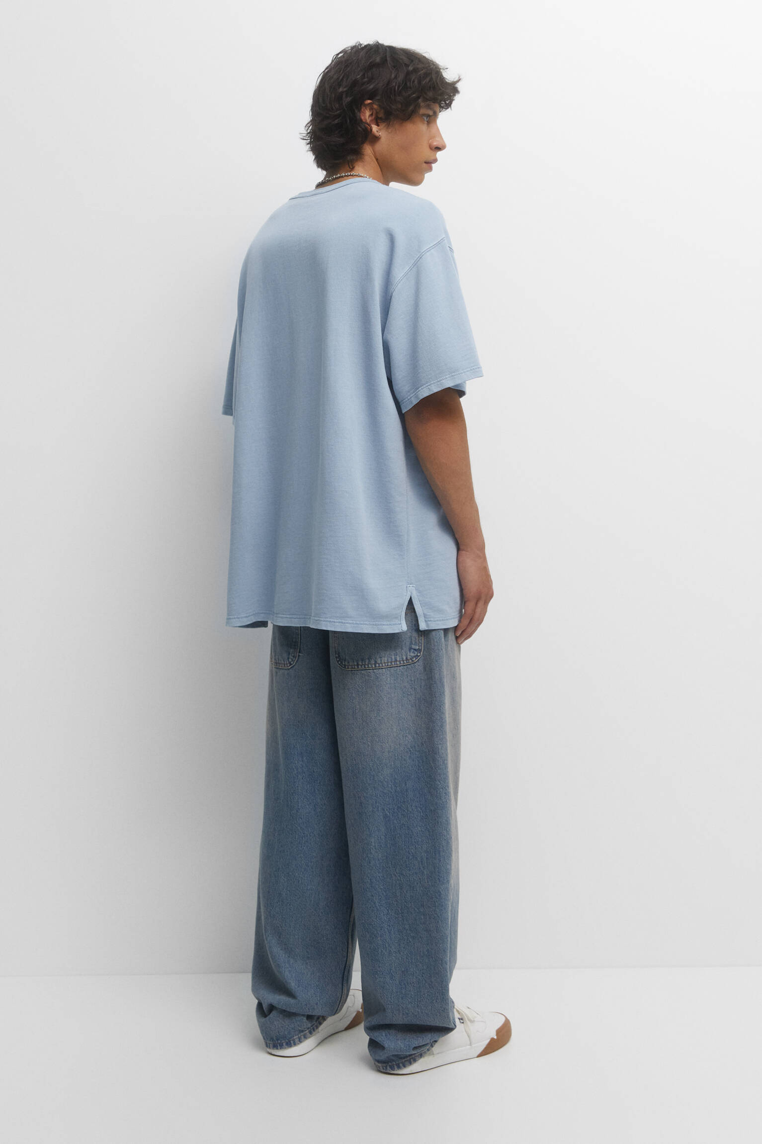 CAMISETA DE MOLETOM - AZUL CLARO