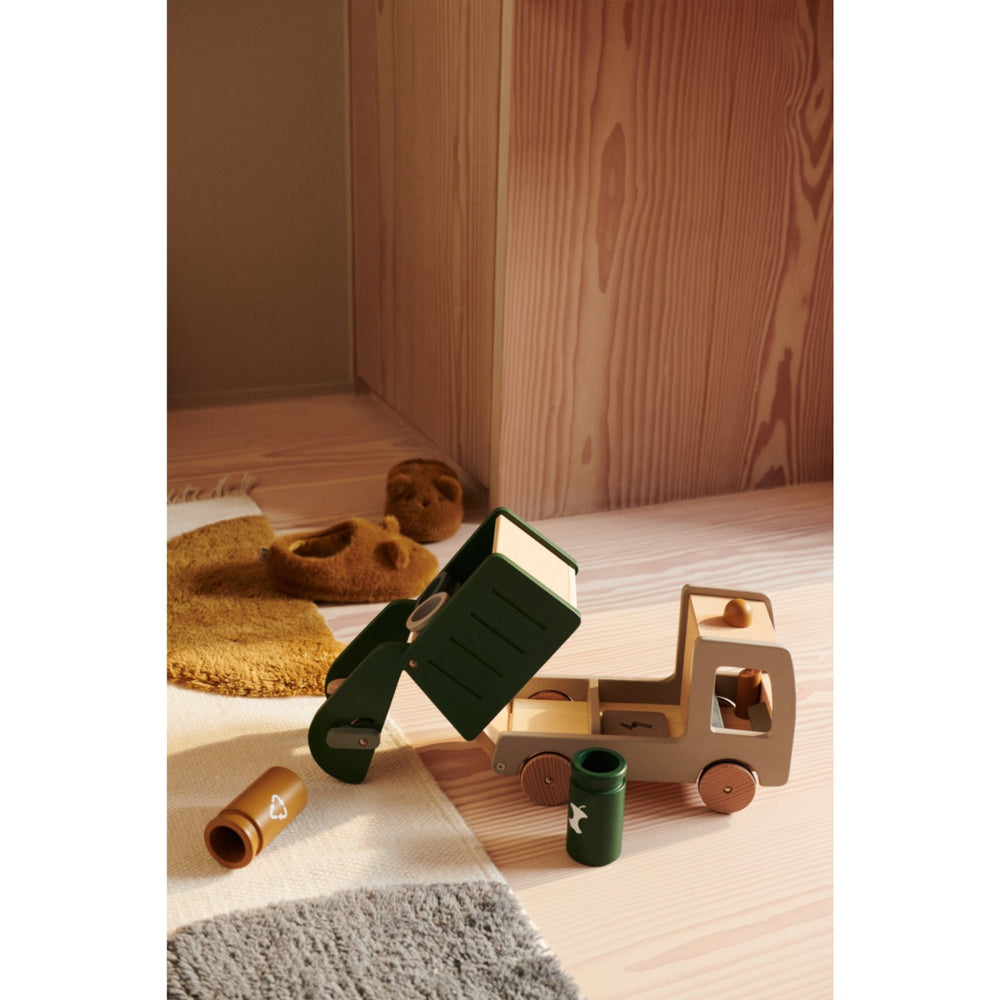 Køb LIEWOOD Garden Green Multi Mix Irina Recycling Skraldebil